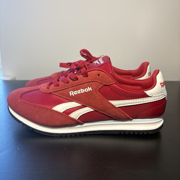 Reebok Shoes - Reebok World 70 Sneaker in Red Women's Size 7.5 NWT